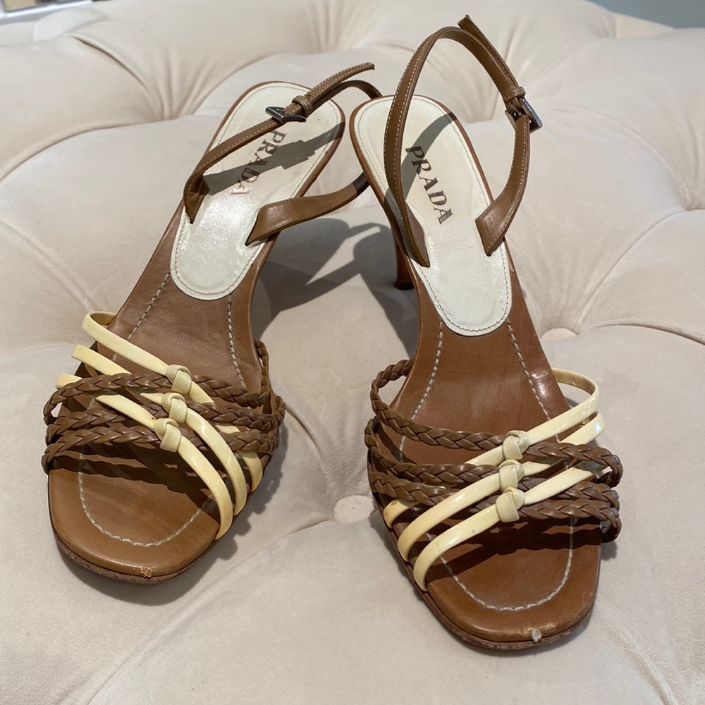 Prada sandals size 39